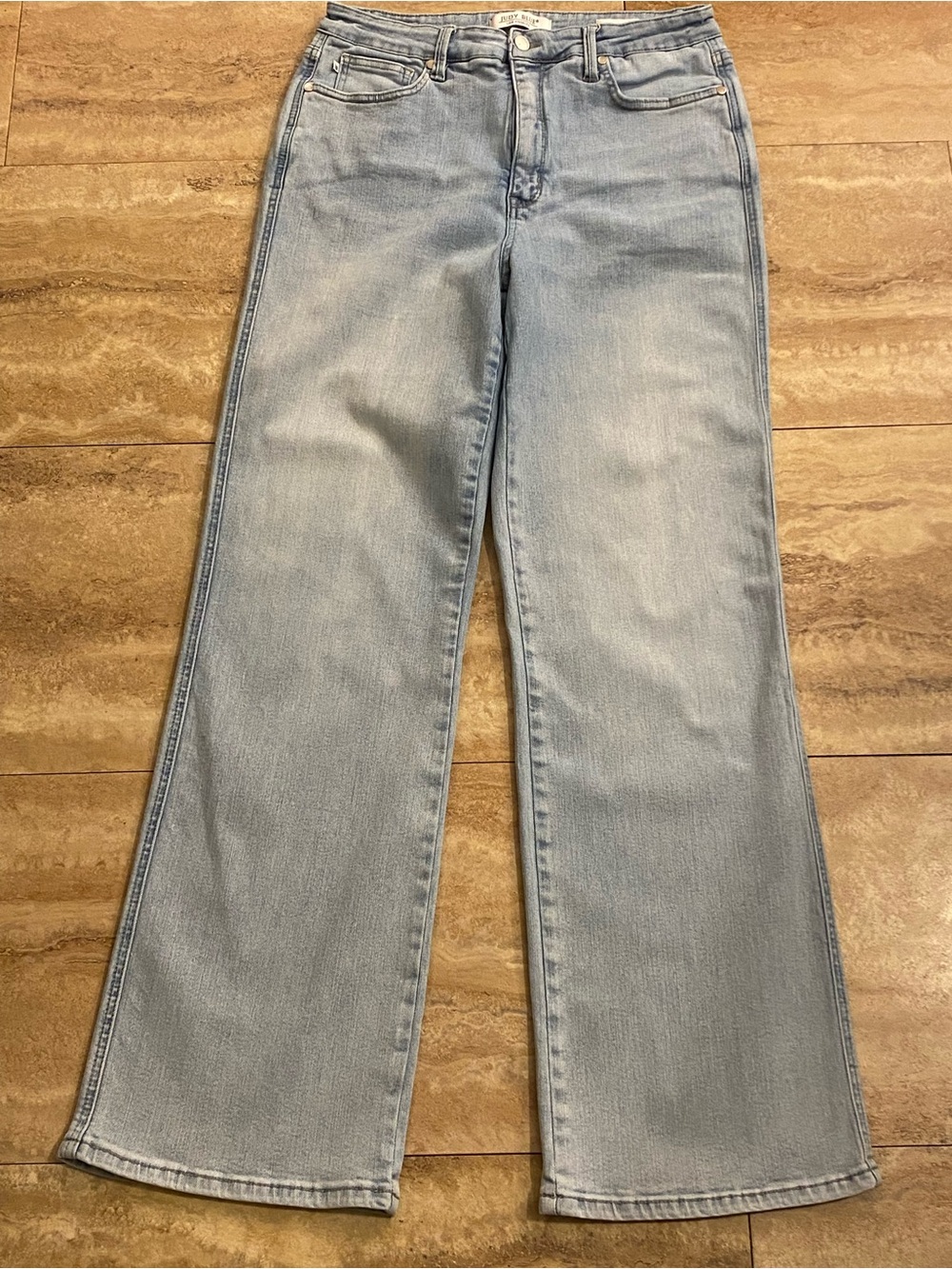 Judy Blue Light Blue Straight Loose Fit Wide Leg Jeans 15/32 Inseam 33”